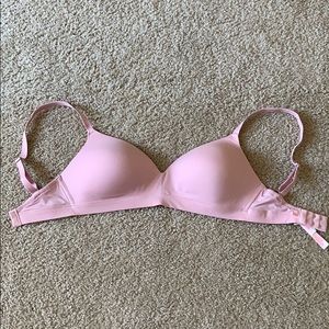 V. Secret PINK Wear Everywhere Wireless NWOT 32DDD